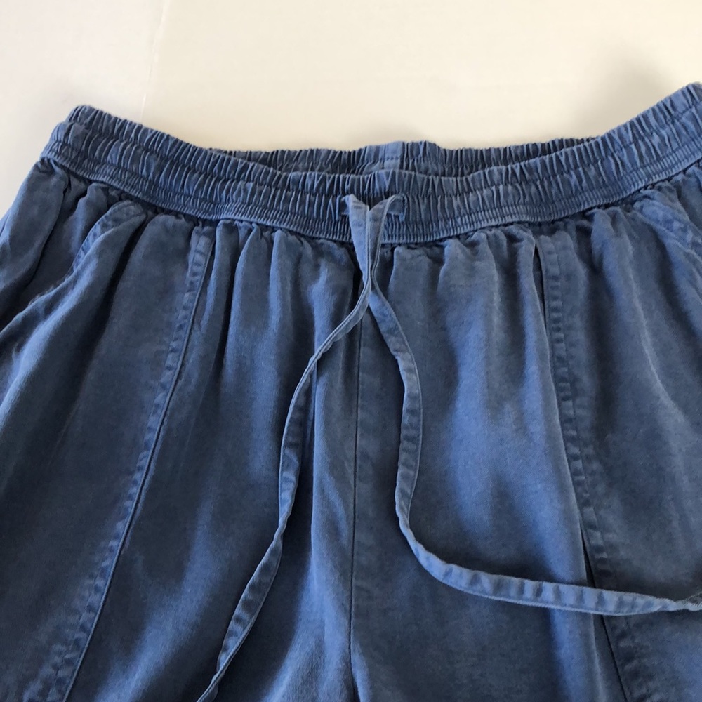 PINK Victoria's Secret Women's Blue Chambray jogger pants Size S w tie waist